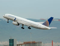N17105 @ LEBL - Take off RWY 25L. - by Jorge Molina