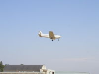 N8068C @ KFCM - Landing Runway 18. - by Mitch Sando