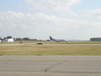 N921MW @ KFCM - Landing Runway 28L from Brainerd (BRD). - by Mitch Sando