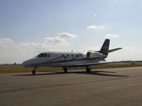 N921MW @ KFCM - Taxiing to Elliott after arriving from Brainerd (BRD). - by Mitch Sando