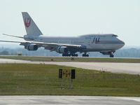 JA8086 @ CYYC - Just landed on 34 - by ryeman