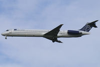 F-GMLK @ VIE - Blue Line MDD MD80 - by Thomas Ramgraber-VAP