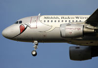 D-AKNM @ VIE - A 319-112 - by Roland Bergmann-Spotterteam Graz