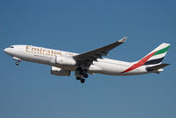 A6-EAF @ MXP - Emirates Airbus 330-200 - by Yakfreak - VAP