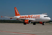 G-EZIZ @ MXP - Easyjet Airbus 319 - by Yakfreak - VAP