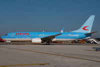 I-NEOX @ MXP - Neos Boeing 737-800 - by Yakfreak - VAP