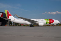 OE-LAN @ VIE - TAP Air Portugal Airbus 330-200 - by Yakfreak - VAP