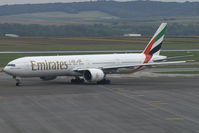 A6-EBP @ VIE - Emirates Boeing 777-300 - by Thomas Ramgraber-VAP