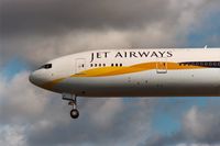 VT-JED @ BRU - arrival of flight 9W227 to rwy 25L
