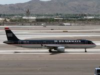 N171US @ PHX - Taxiing for runway 07L