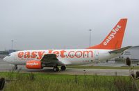G-EZJB @ EGGW - B737 of EasyJet at Luton