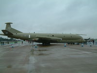 XV254 @ FFD - Royal International Air Tattoo 2003 - by Steve Staunton