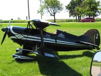 N8M @ O74 - Seen at Mount Victory, OH; Ted Teach's Pitts replicated after Caro Bayley's original craft, authentic right down to the N-number. - by Bob Simmermon