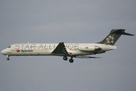 EC-KHA @ LOWW - on finals RWY34 - by Wolfgang Kronfuss