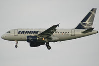 YR-ASB @ LOWW - nice surprise, instead of the usual B737 - by Wolfgang Kronfuss