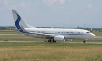HL7770 @ VIE - B737-700 - by Luigi