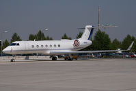 N585A @ VIE - Gulfstream 5