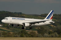 F-GJVB @ VIE - Air France Airbus 320 - by Yakfreak - VAP