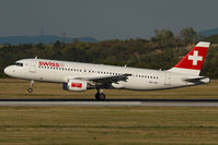 HB-IJW @ VIE - Swiss Airbus 320 - by Yakfreak - VAP