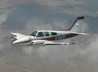N7821R @ KUES - Baron N7821R - by R. Schmidt