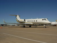 N132FP @ GKY - on the ramp at Arlington