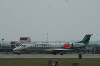 N16561 @ KSDF - EMB-145LR