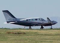 N2743B @ KAPA - Taxi to takeoff 17L