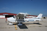 N1931H @ KGBG - Cessna 172 - by Mark Pasqualino