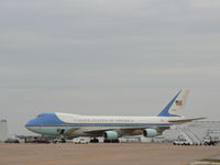 92-9000 @ CNW - Air Force One at it's Texas base - by Zane Adams