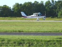 N619CS @ DLZ - Departing 28 at Delaware, OH - by Bob Simmermon