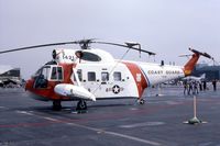 1421 @ ORD - HH-52A at the ANG/AFR Open house
