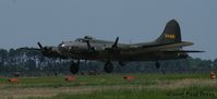 N3703G @ LFI - Back to the runway