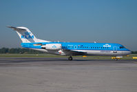 PH-KZI @ VIE - KLM Fokker 70 - by Yakfreak - VAP