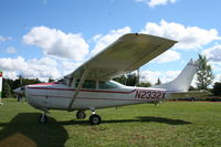 N2332X @ 2H4 - Cessna 182