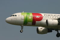 CS-TNA @ EBBR - arrival of flight TP604 to rwy 25L
