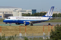 N631RW @ YYZ - Taxiing for departure via RWY05. - by topgun3