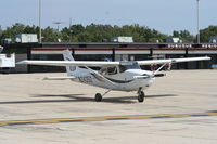 N24352 @ KDBQ - Cessna 172 - by Mark Pasqualino