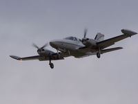 N421HW @ KAPA - Landing 17L