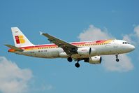 EC-HUK @ LROP - Iberia