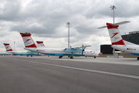 OE-LGG @ VIE - Austrian Arrows Dash 8-400 - by Yakfreak - VAP