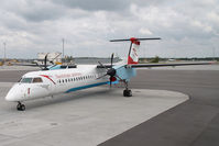 OE-LGE @ VIE - Austrian Arrows Dash 8-400 - by Yakfreak - VAP