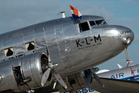PH-AJU @ EDDH - KLM DC2