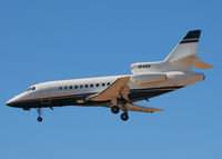 N14NA @ KAPA - Approach to 17L - by Bluedharma