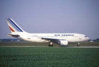 F-GEMP @ LYS - Air France - by Fabien CAMPILLO