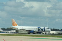 N457UA @ KMCO - Airbus A320