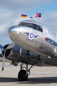 LN-WND @ EDDH - Dakota Norway DC3