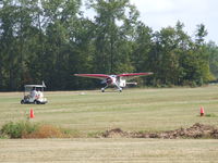 N21117 @ D51 - Gorgeous Stinson, arriving for the CFC picnic