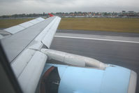 OE-LBE @ LOWW - landing EGLL RWY09L - by Wolfgang Kronfuss