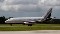 N464AT @ SFB - Old AirTran bird flying a SkyKing Charter.