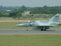 527 @ FFD - Royal International Air Tattoo 2005 - by Steve Staunton